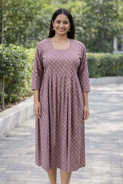 FEEDING GOWN - SMALL MOTIF PRINT - LILAC - FGH15