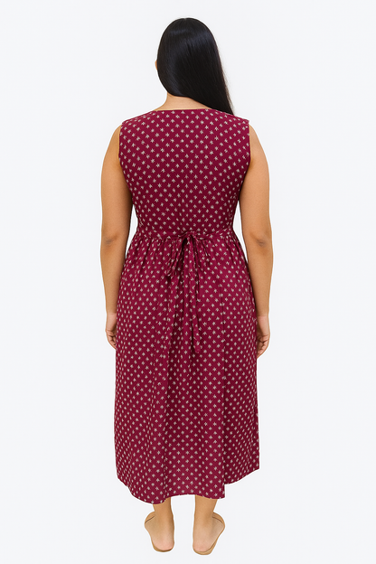 TUNIC PATTERN - SMALL WHITE FLORAL ON MAROON BASE - 201F