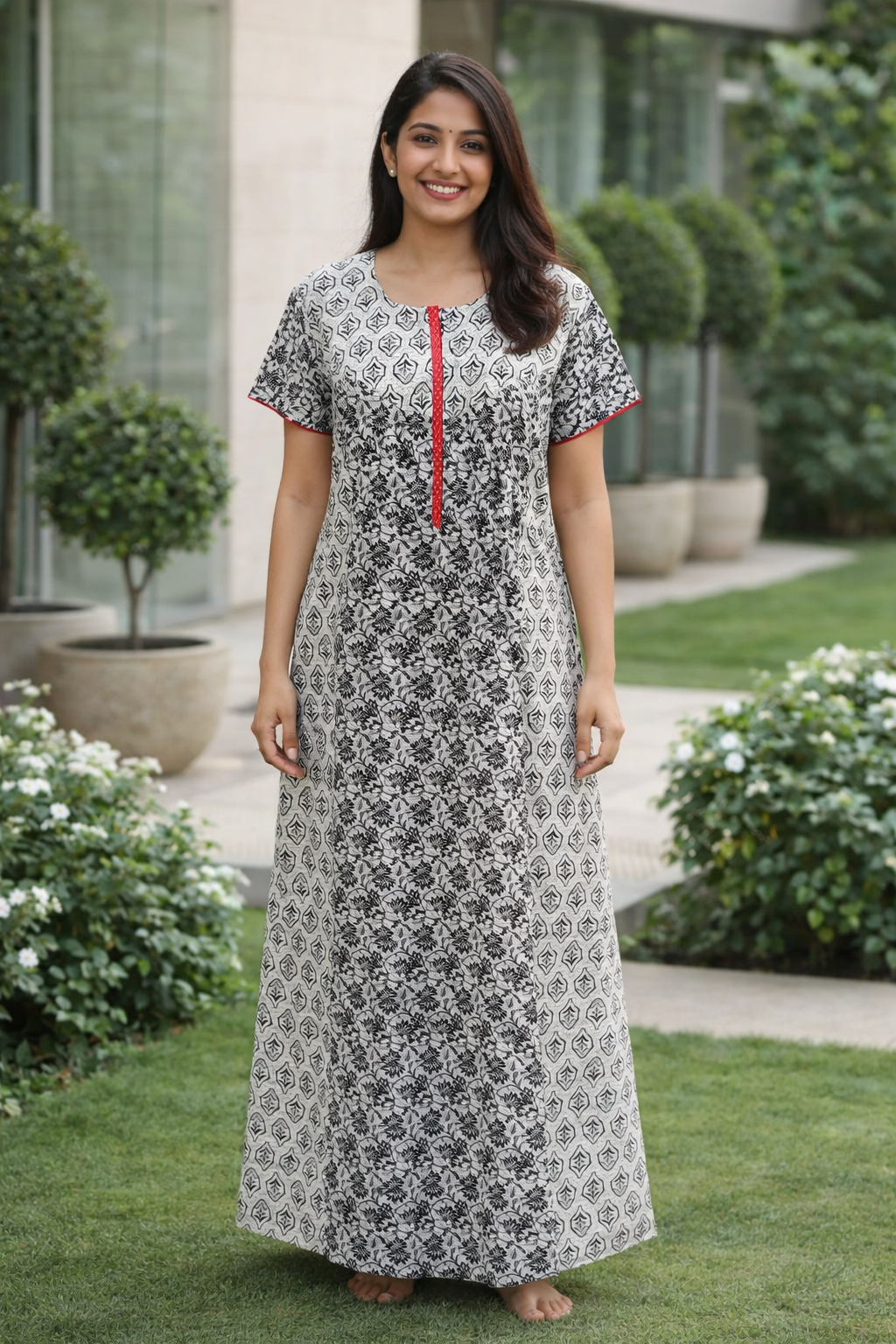 A - LINE NIGHTY XL- LEAF PRINT - BLACK-CREAM COMBINATION - 650A04